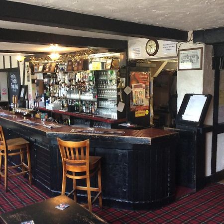 Watermans Arms Hotel Londen Buitenkant foto
